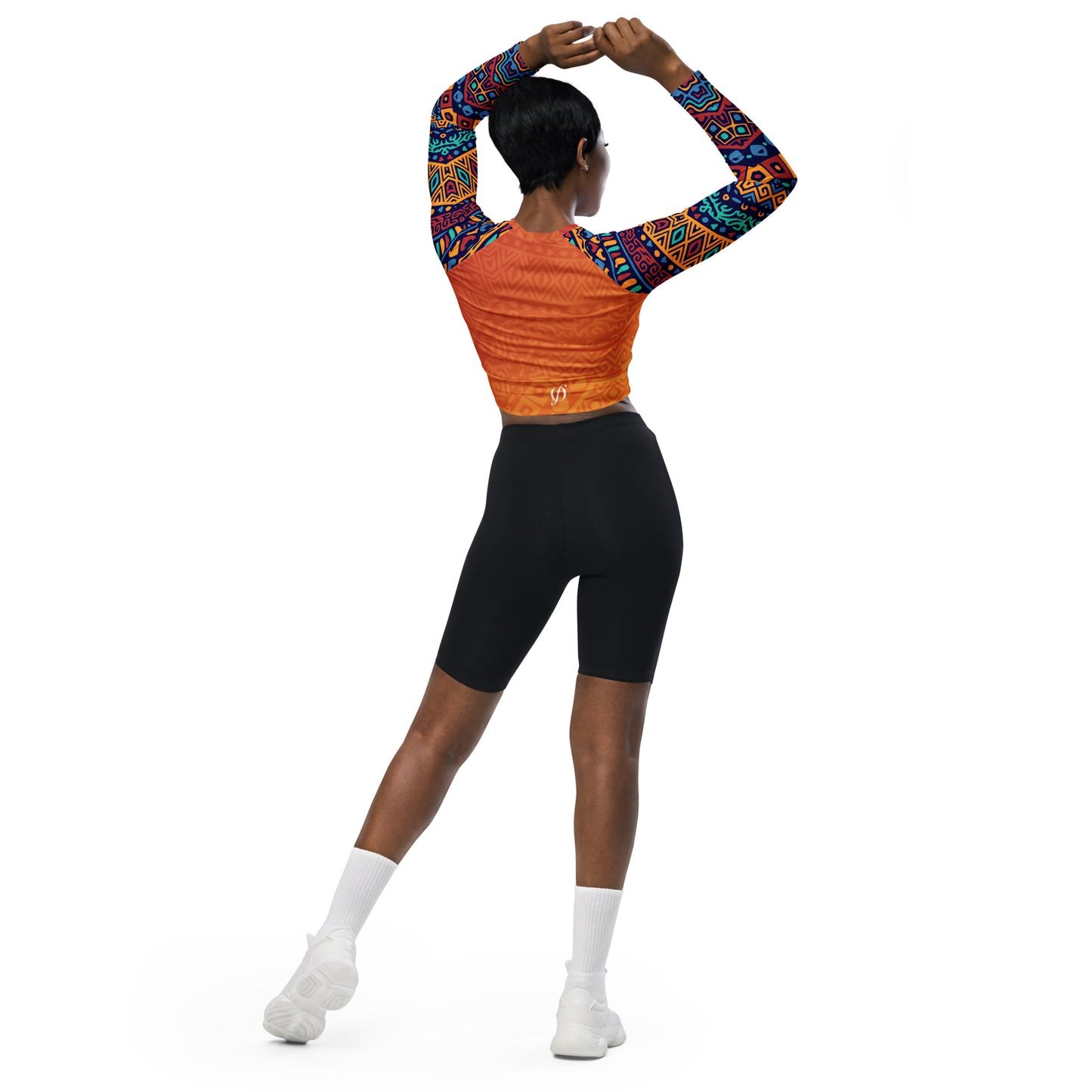 Queen Woman long-sleeve crop top